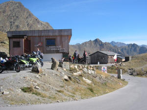 Am Grenzbergang Timmelsjoch