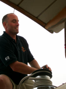 Christian arbeitet an der Winsch