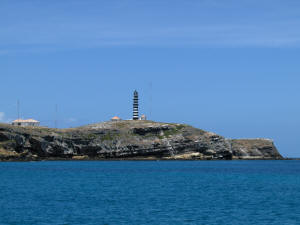 Leuchtturm auf Santa Barbara, der grten Insel der Abrolhos